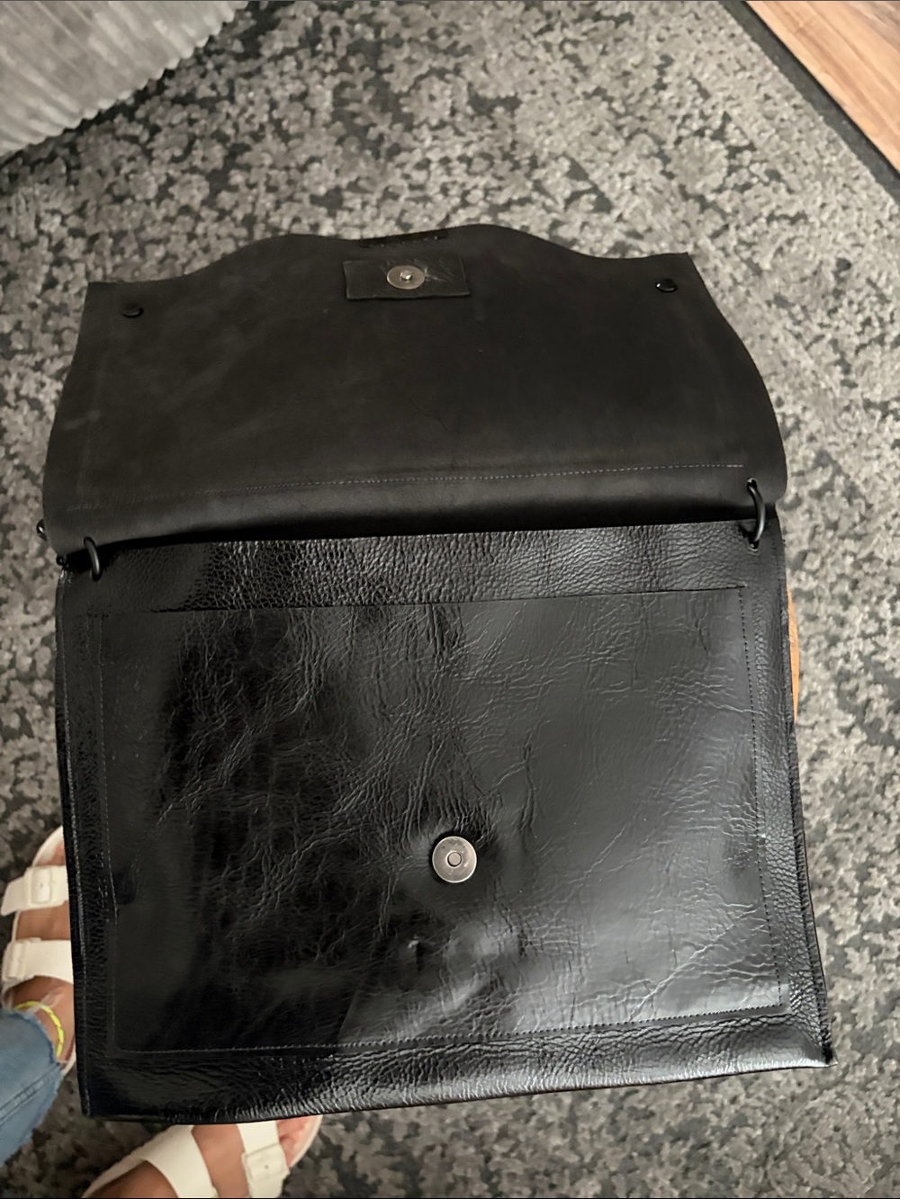 David Galan Black Leather Chain-Strap Shoulder/ crossbody Bag - Picture 3 of 6